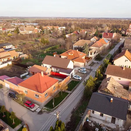 Tip-top Haz * Szeged