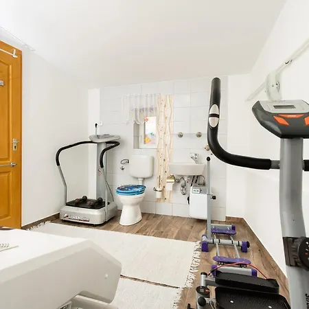 Tip-top Haz Apartment *